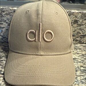ALO Yoga Tan Baseball Cap